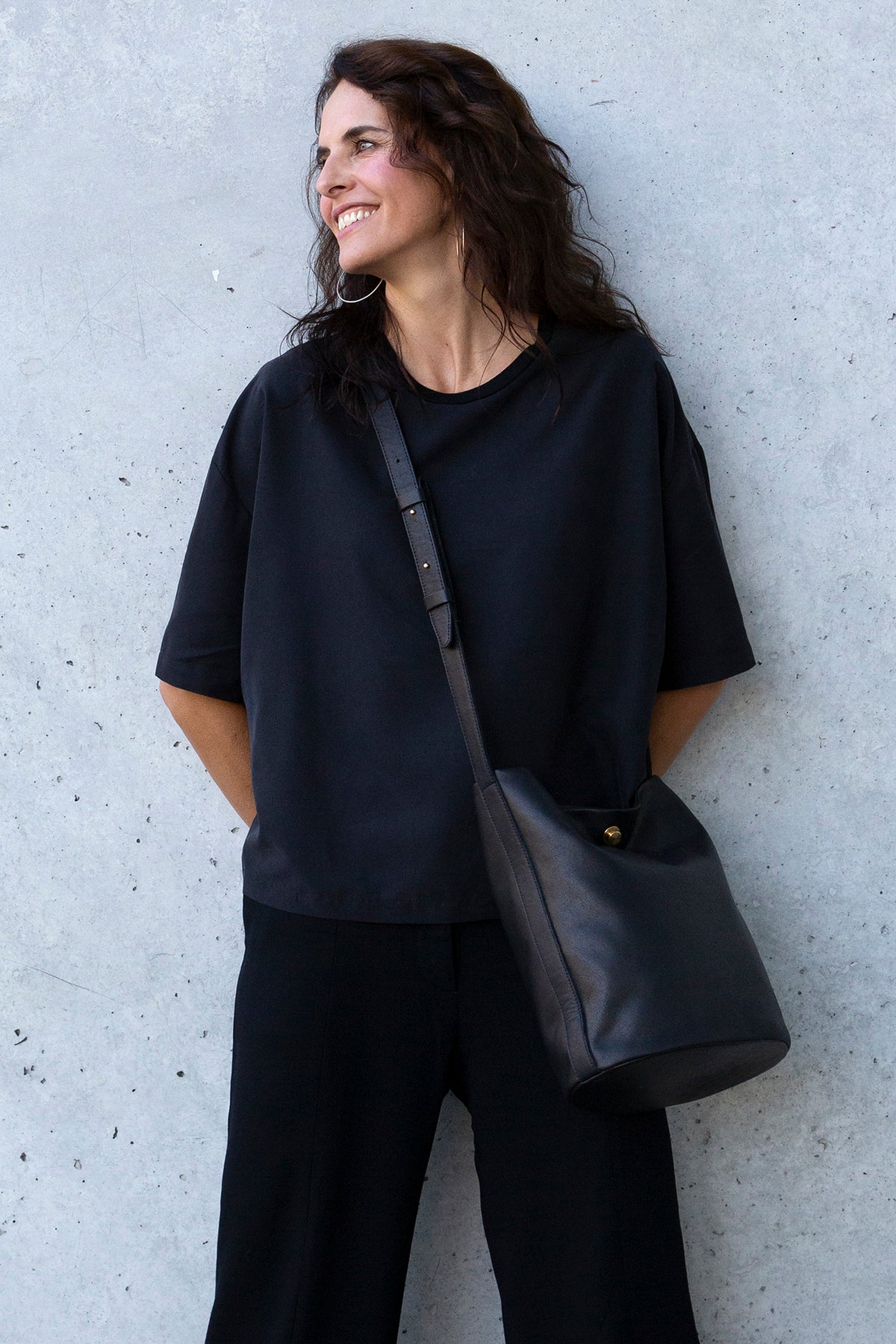 BUTTONED BUCKET BAG