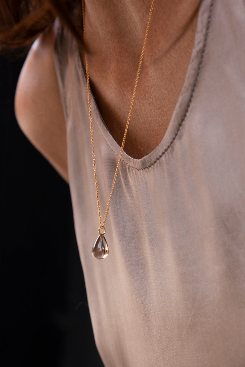 DROP NECKLACE