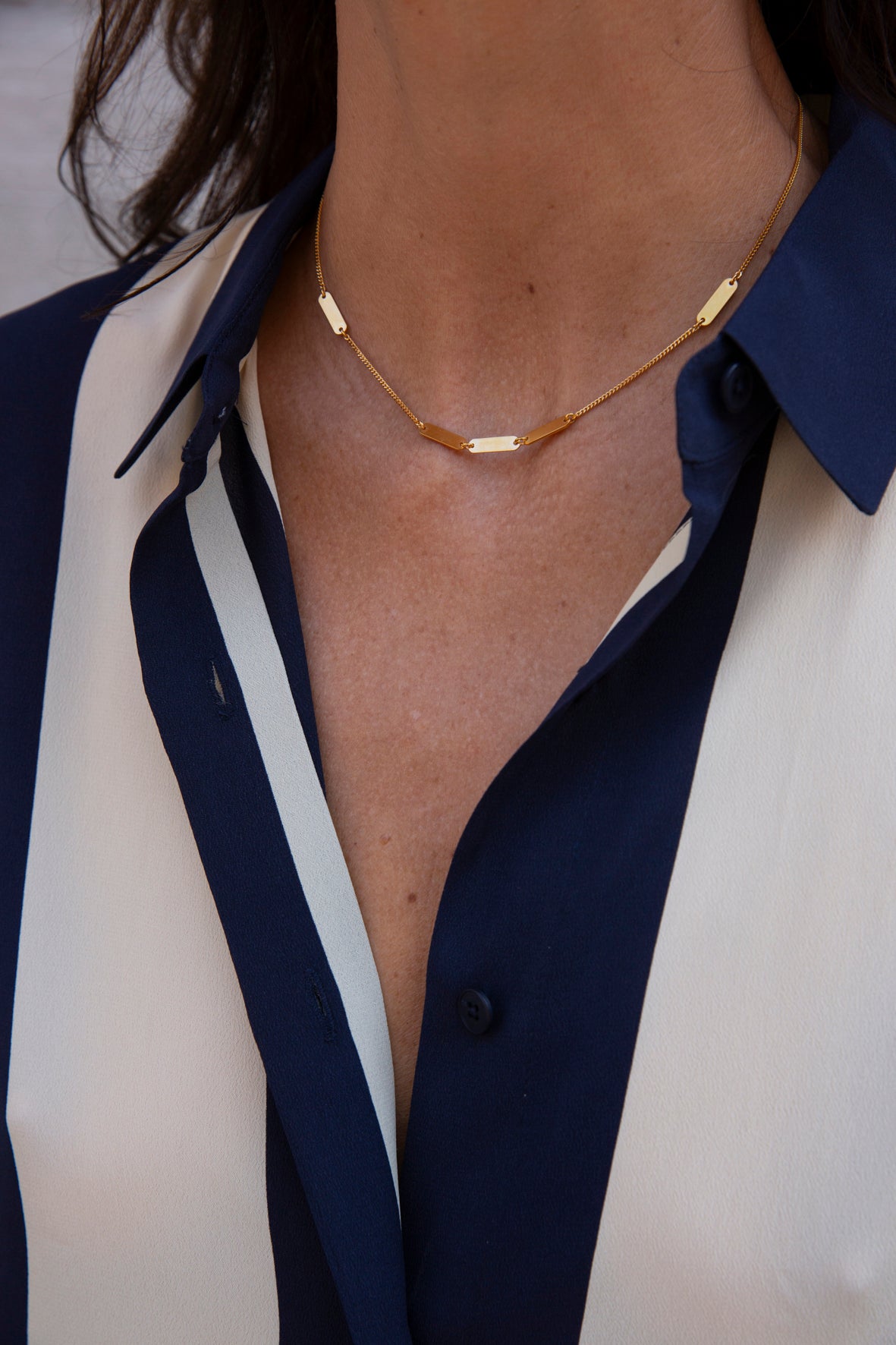 LINKED PAILLETTES NECKLACE