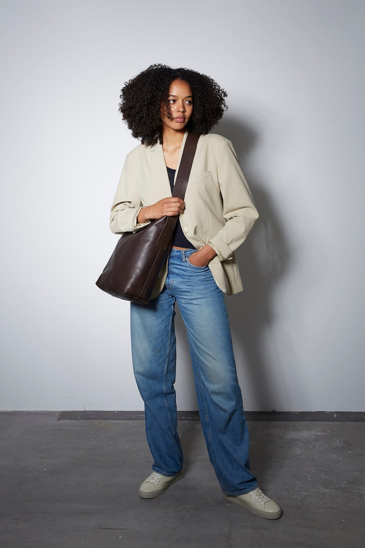 BOLD STRAP CROSSBODY