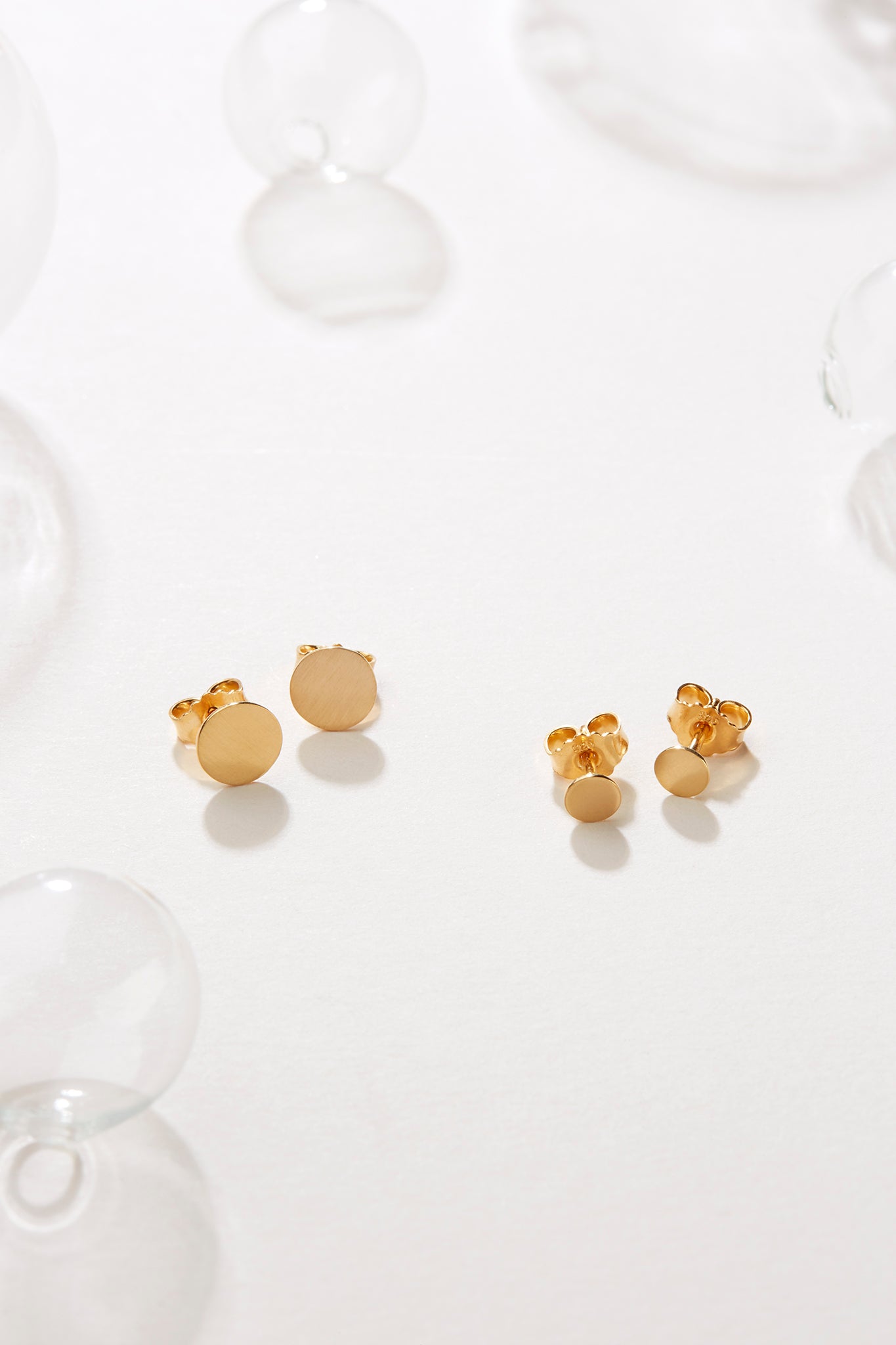 DISC STUDS