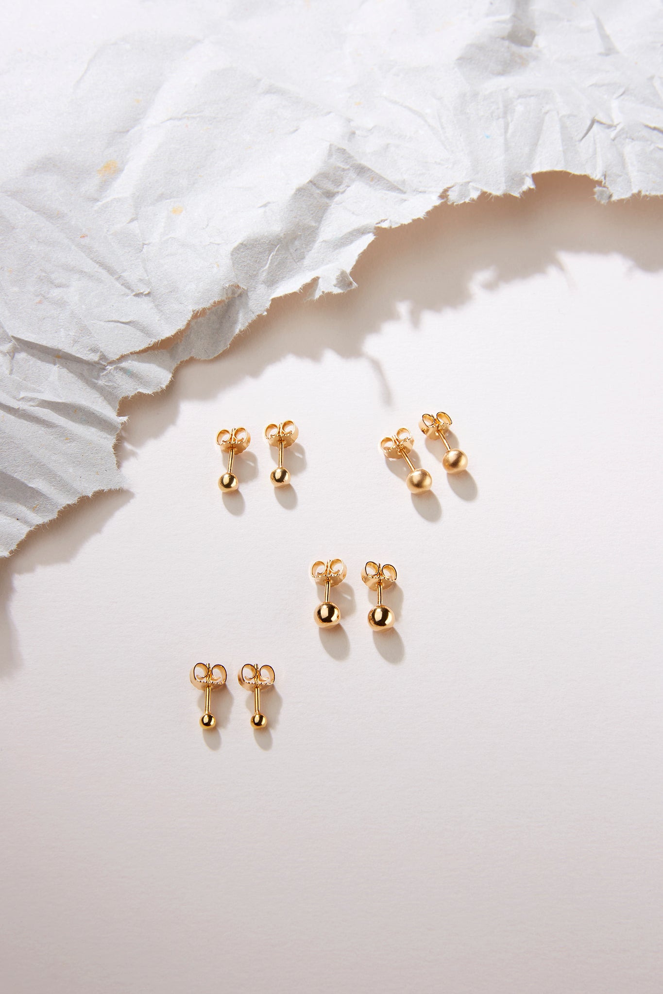 SPHERE STUDS